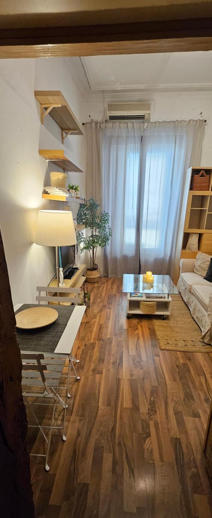 Pequeno Apartamento En El Centro De Madrid Exterior photo